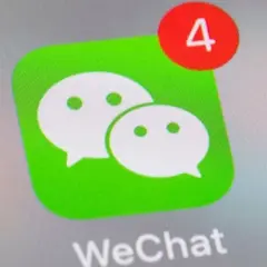 Ikona WeChat z czterema nieprzeczytanymi wiadomościami. Czas na szybki chat!