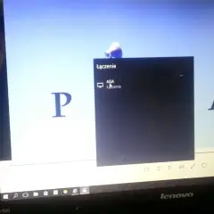 Laptop na TV bezprzewodowo: Łatwy poradnik i rozwiązanie problemów