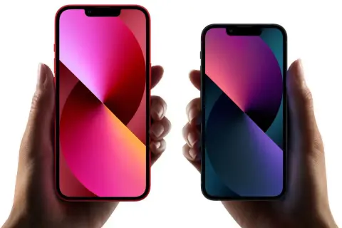 iPhone 13 vs 13 mini (2026): Który wybrać? Rozmiar czy bateria?