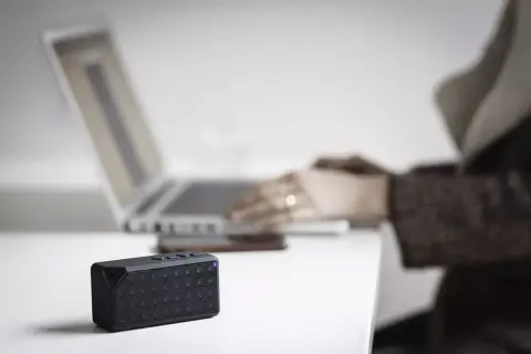 Jak podłączyć głośnik Bluetooth do laptopa? Krok po kroku i naprawa