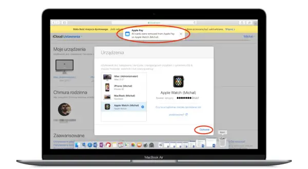 Jak usunąć kartę z Apple Pay? Na ekranie widzisz komunikat o usunięciu kart z Apple Pay na Apple Watch. Kliknij "Gotowe".