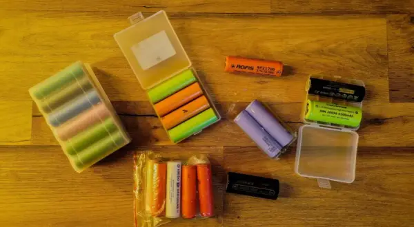 Jak znaleźć kabel w ziemi? Bezpieczny poradnik Emila Michalaka