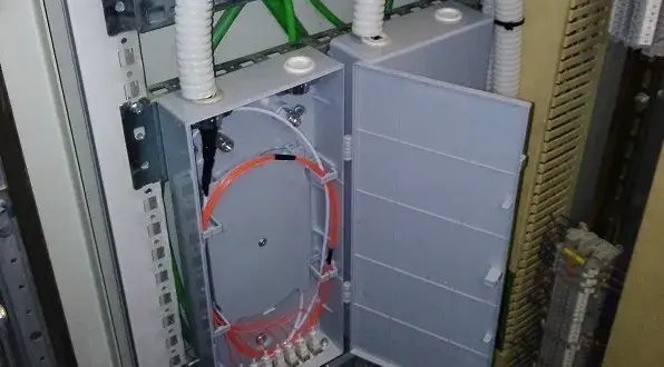 Ile zapłacisz za światłowód? Kabel, spawanie, montaż pełen koszt