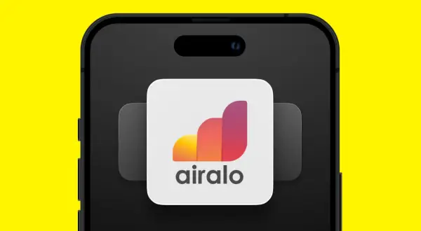 Aplikacja Airalo na telefonie, oferująca wygodne rozwiązania esim dla podróżnych.