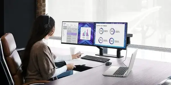 Co to jest monitor? Wybierz idealny i zadbaj o wzrok!