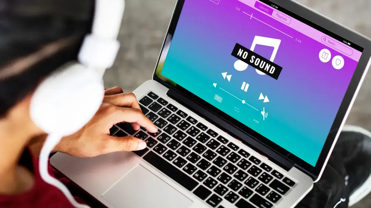 Jak sparować AirPods z laptopem i naprawić brak dźwięku?