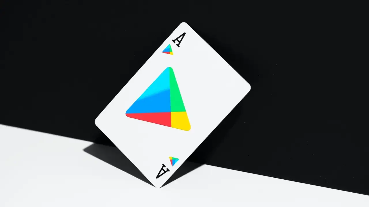 As pik z kolorowym logo Google Play, symbolizującym najlepsze aplikacje.