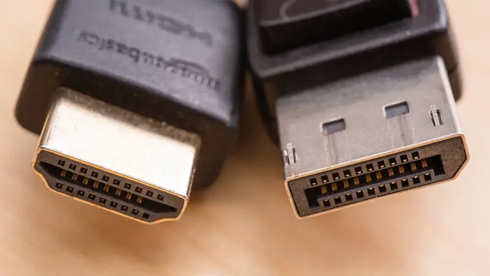 por&oacute;wnanie port&oacute;w monitora displayport hdmi